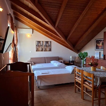Belleza Villa Lixouri Eksteriør billede