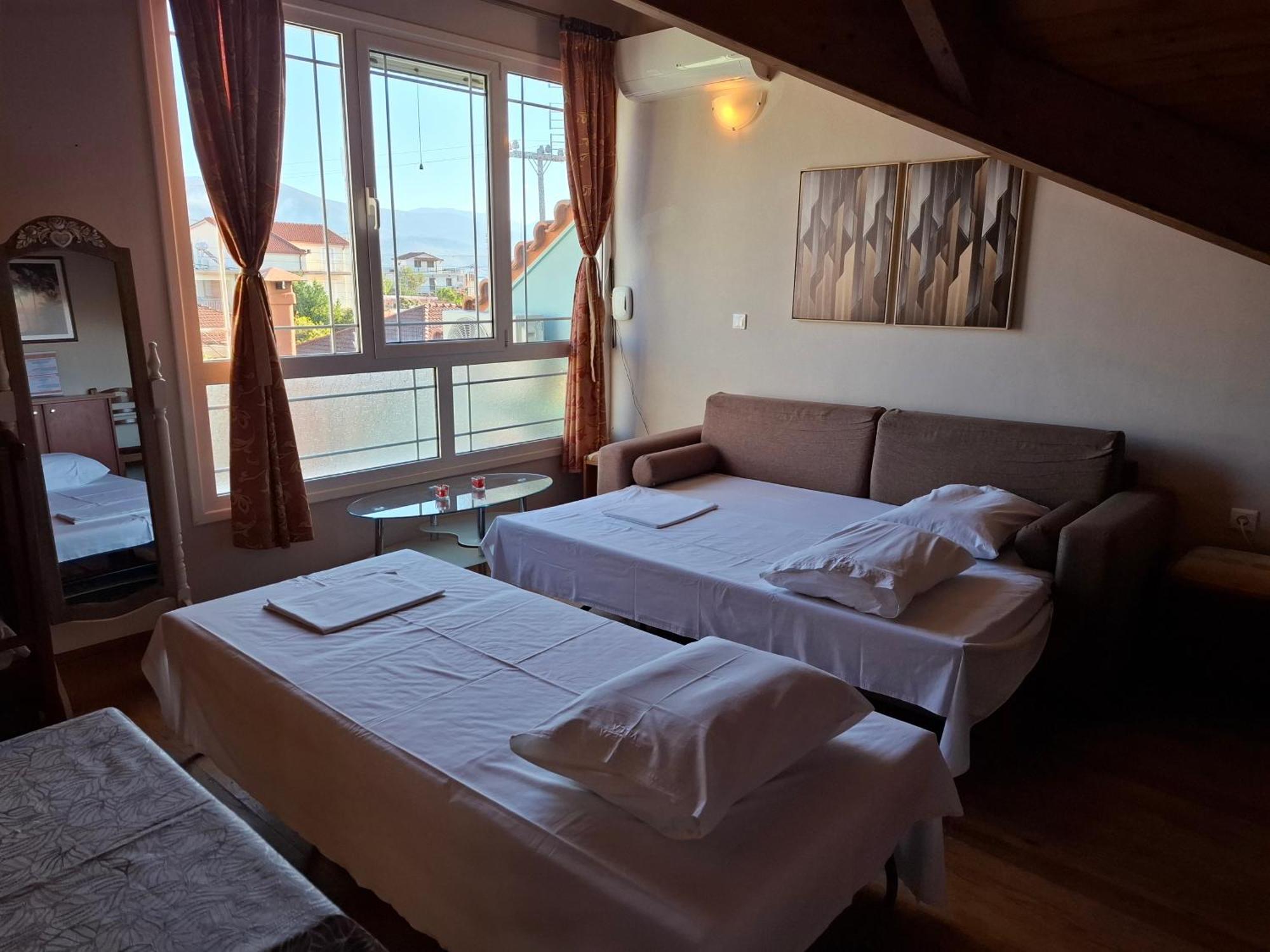 Belleza Villa Lixouri Eksteriør billede
